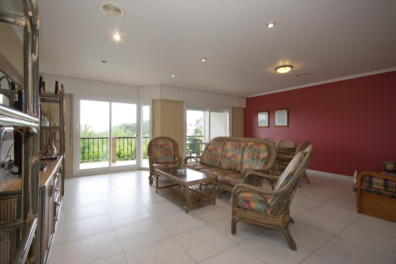 סנשנשו Apartamentos De Uso Turistico Fontina - Playa Montalvo - Sanxenx0 -Pontevedra מראה חיצוני תמונה