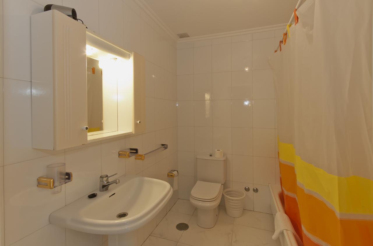 סנשנשו Apartamentos De Uso Turistico Fontina - Playa Montalvo - Sanxenx0 -Pontevedra מראה חיצוני תמונה